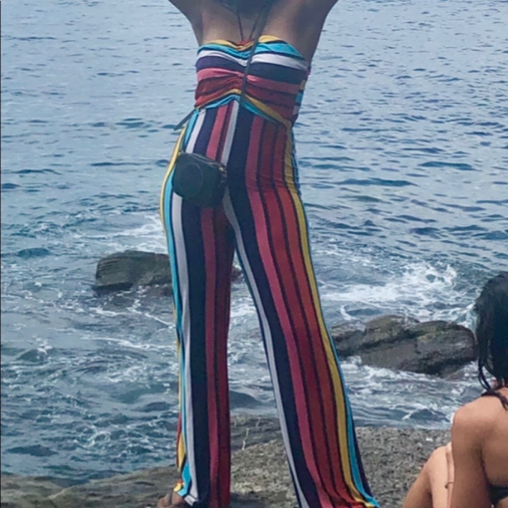 Multicolored halter jumpsuit.